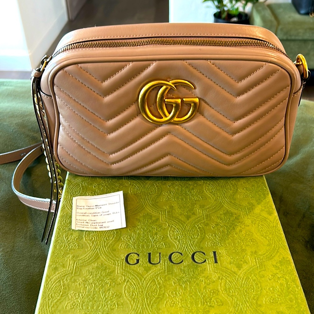 Gucci marmont GG small shoulder/crossbody bag EUC🩷💛